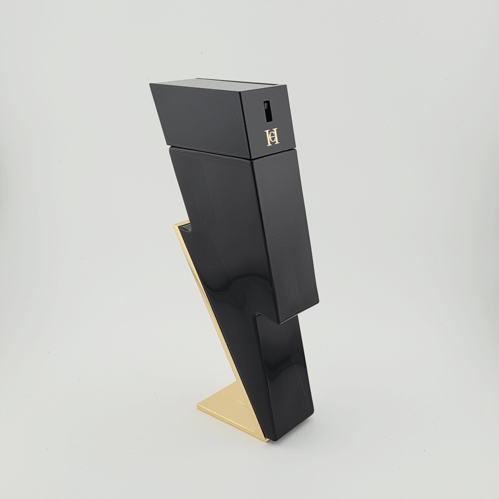 CAROLINA HERRERA – Bad Boy Edt Spray (3.3 oz) - Image 2