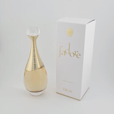 CHRISTIAN DIOR – J’adore Edt Spray (3.4 oz)